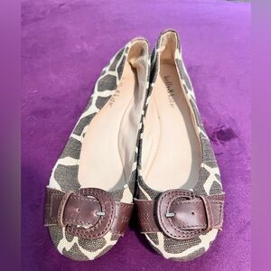 Kelly and Katie size 7 shoes